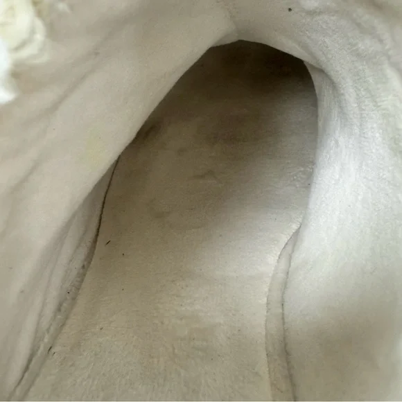 Muk Luks Tapestry Clogs - Size 11 - Picture 10 of 14